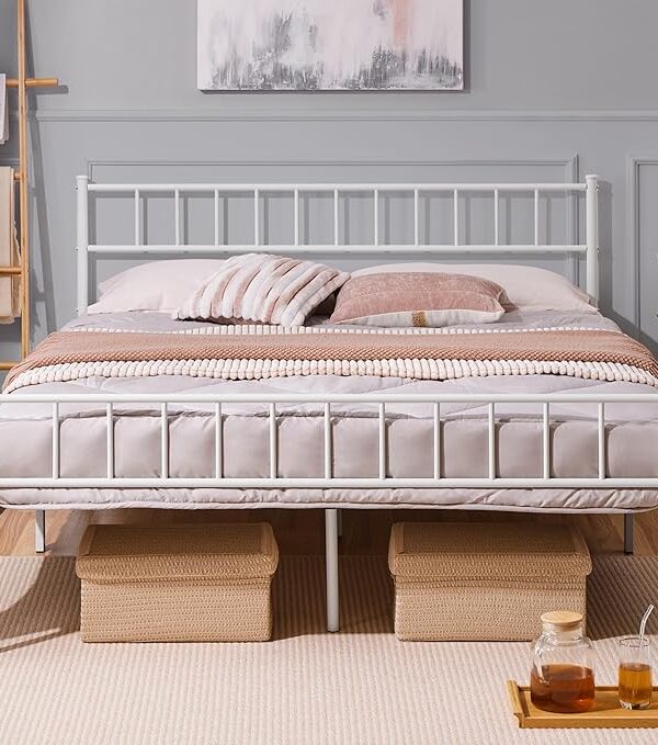 Metallbett 160x200 cm mit Kopfteil und Lattenrost