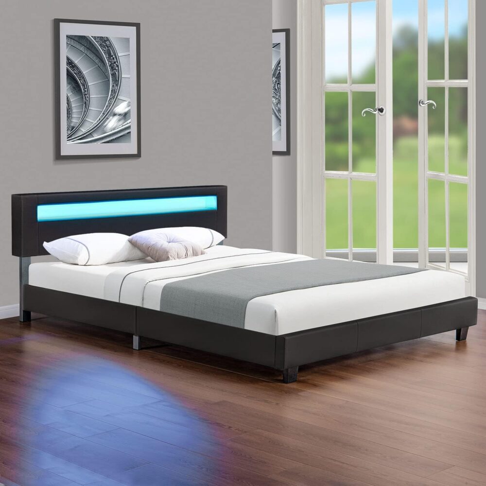 Elegant Upholstered Bed Modern Style Bedroom