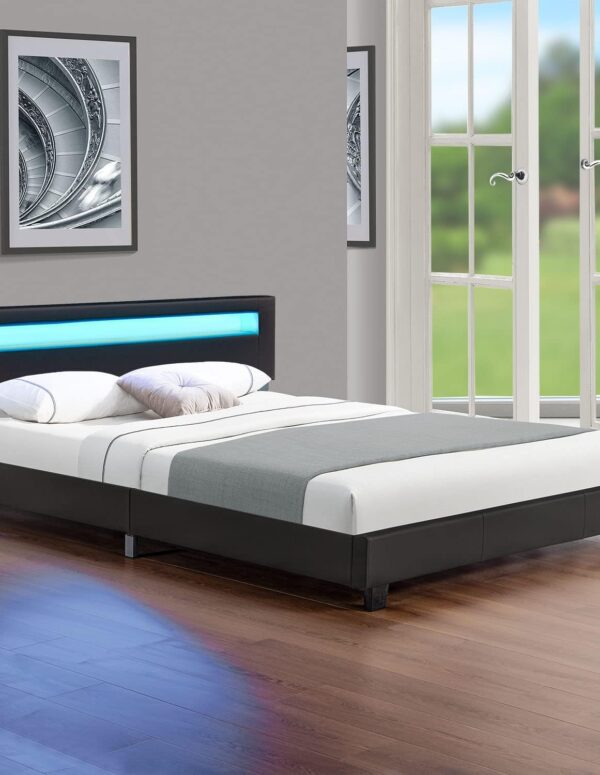 Elegant Upholstered Bed Modern Style Bedroom