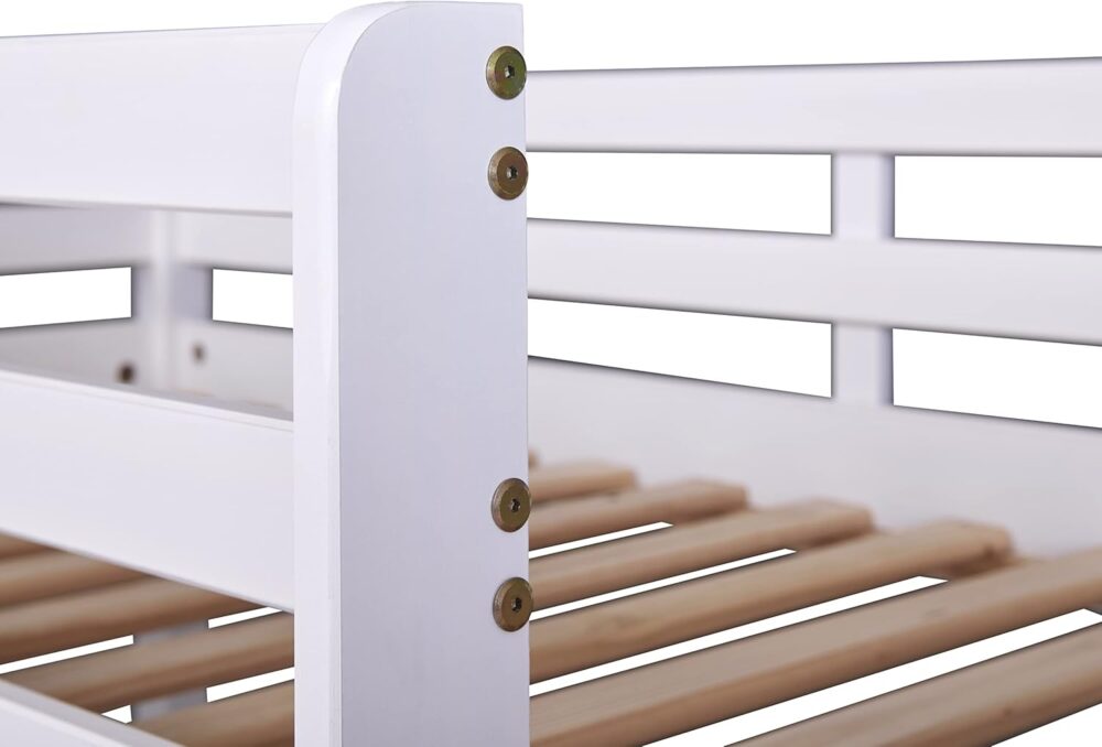 "Etagenbett Annika – Kinder-Etagenbett mit Absturzsicherung, inklusive 2 Lattenrosten, aus Massivholz Kiefer, Weiß lackiert, 90 x 200 cm" – Bild 6