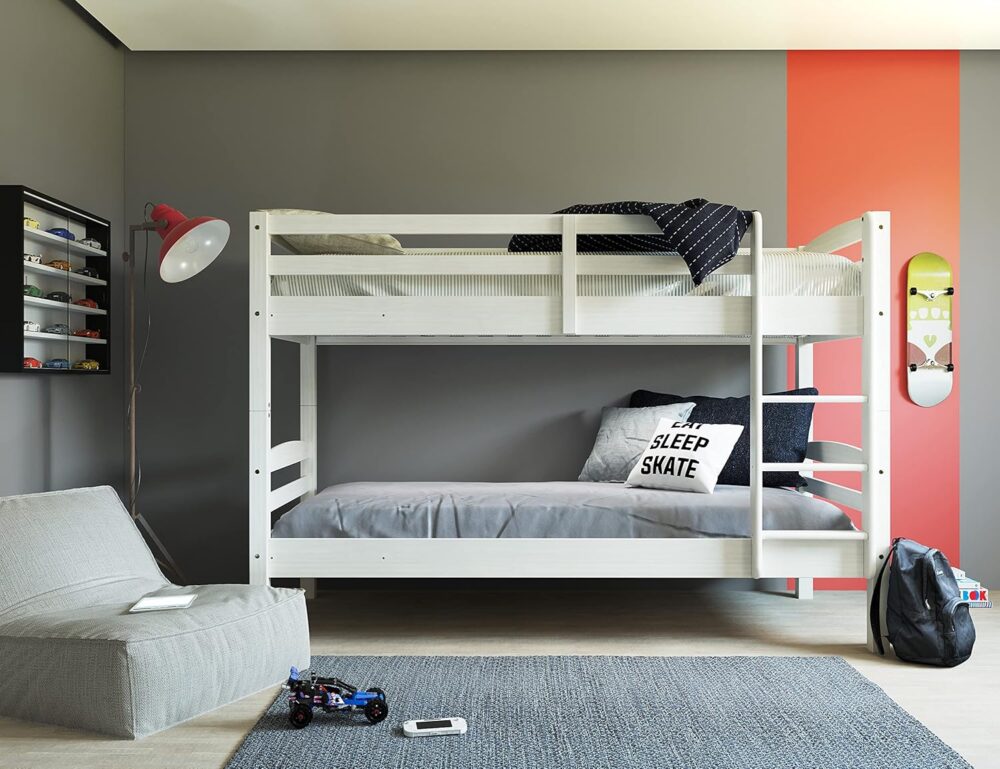"Etagenbett Annika – Kinder-Etagenbett mit Absturzsicherung, inklusive 2 Lattenrosten, aus Massivholz Kiefer, Weiß lackiert, 90 x 200 cm" – Bild 7